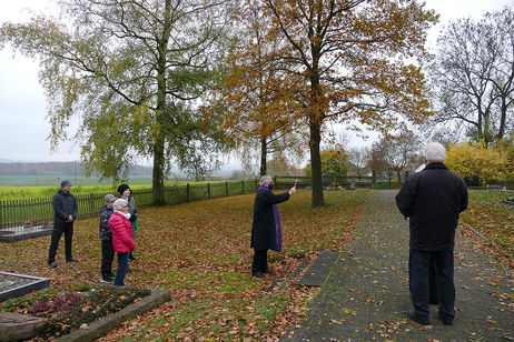 Gräbersegnung auf dem FRiedhof in Naumburg